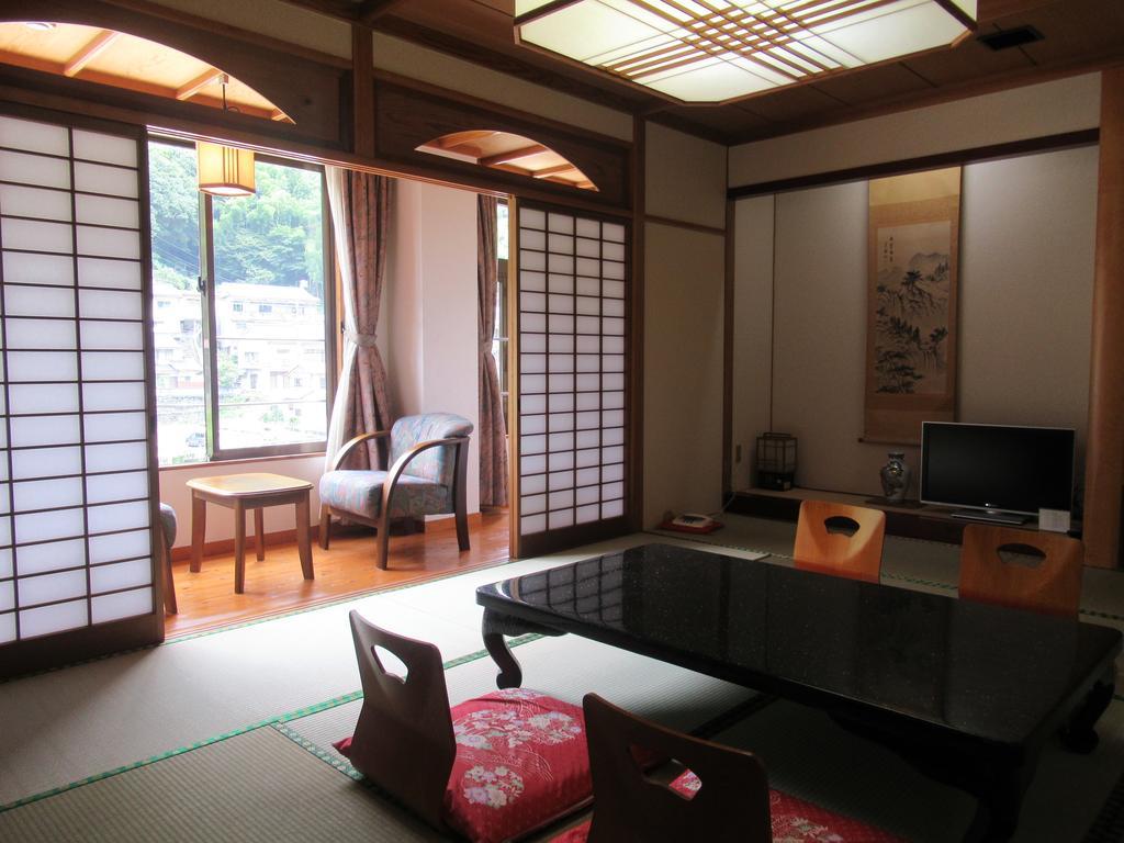 היטה Amagase Onsen Hotel Suikoen מראה חיצוני תמונה