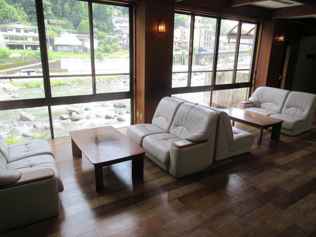 היטה Amagase Onsen Hotel Suikoen מראה חיצוני תמונה